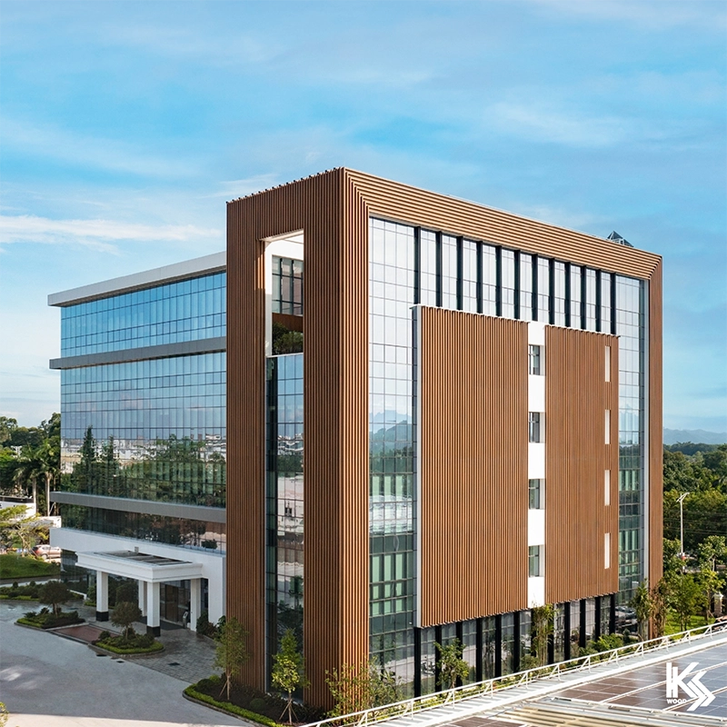 ไม้ระแนงแกนอลูมิเนียม Alusions ติดตั้งสำหรับอาคารสูง และโปรเจกต์ขนาดใหญ่